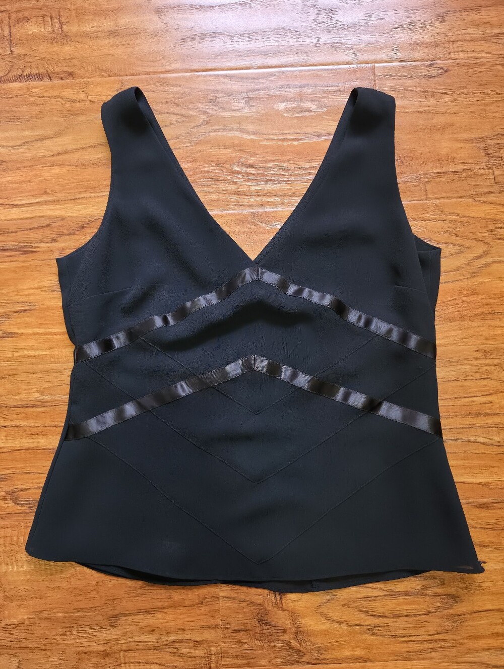 Axcess Liz Claiborne Black V-Neck Sleeveless Camisole Tank Top with Satin Trim